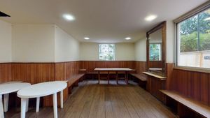 Image 14 - 501600